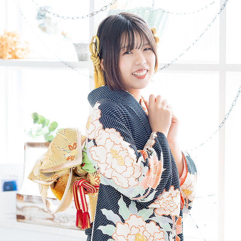 緑の振袖上半身