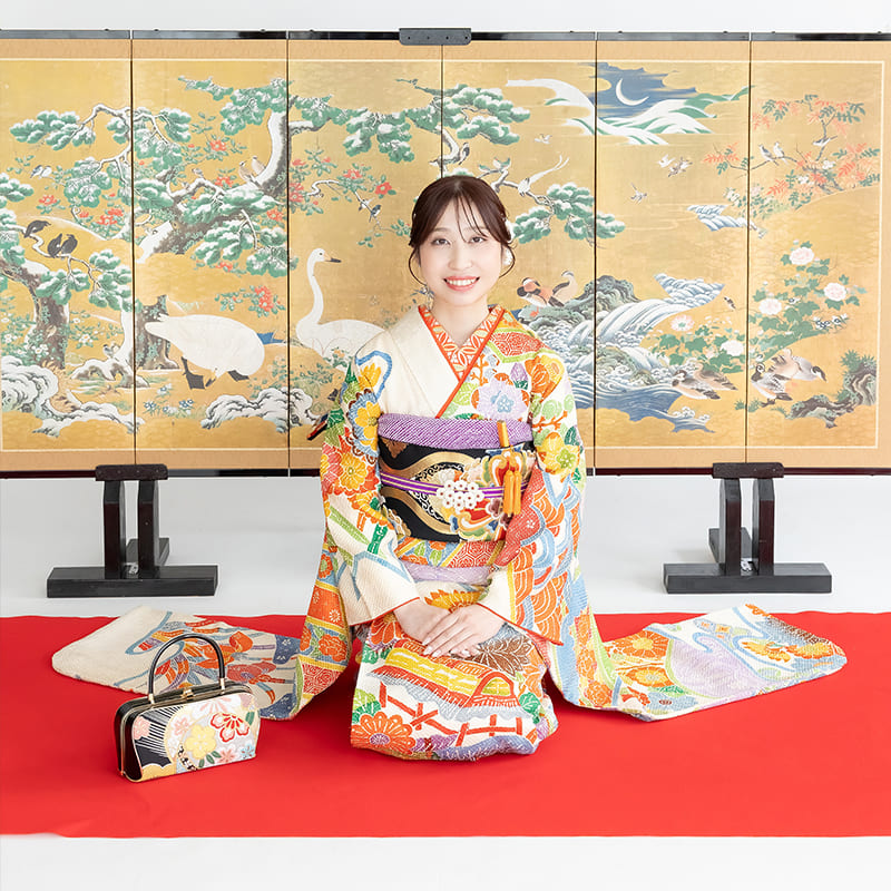 淡いオレンジの振袖写真