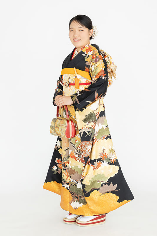 紅葉柄の振袖